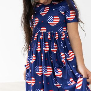 I the USA Kleid mit schwingendem Rock – Taschen, Herzmotiv, Kurzarm
