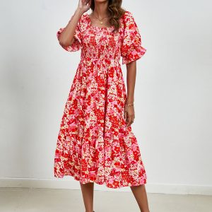 Kurzärmeliges Kleid mit Blumenmuster, Karreeausschnitt und Smokpartie